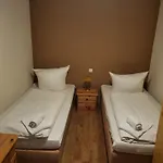 Eisenbahn - Peruanisches Restaurant - Zentral In Karlstadt-fahrradfahrer- Und Familienfreundlich *