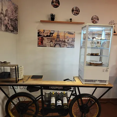Eisenbahn - Peruanisches Restaurant - Zentral In Karlstadt-fahrradfahrer- Und Familienfreundlich Karlstadt