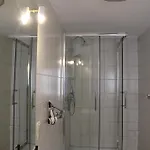 Eisenbahn - Peruanisches Restaurant - Zentral In Karlstadt-fahrradfahrer- Und Familienfreundlich Hotel Karlstadt